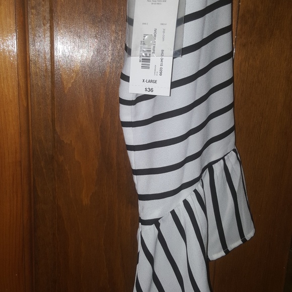 ANA FUN, SUPER CUTE TOP - Picture 3 of 3